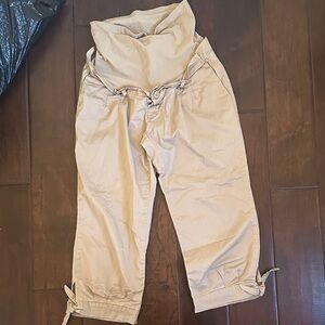 Motherhood Maternity Tan Capri Casual Bottoms